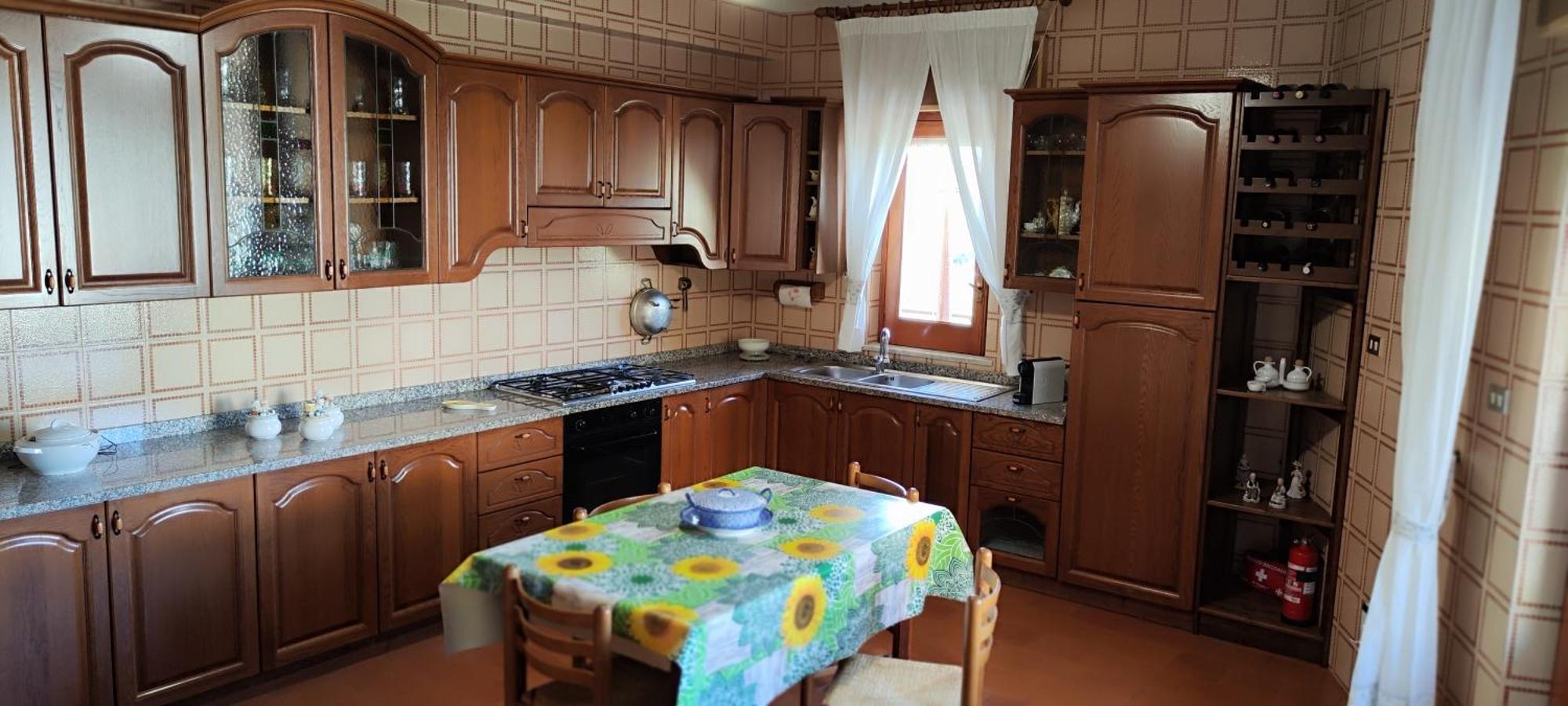 Appartamento Panoramico Wifi Tv Centro Storico Casteldaccia Esterno foto