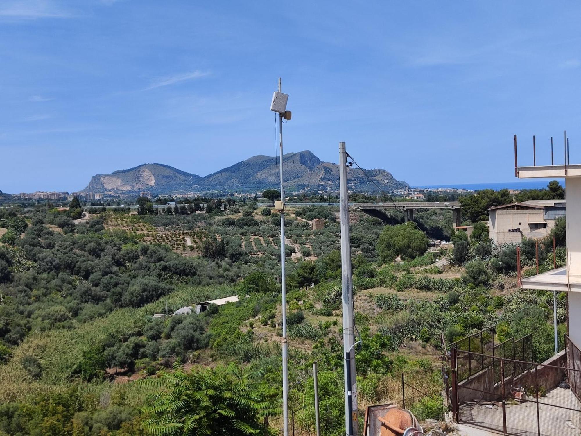 Appartamento Panoramico Wifi Tv Centro Storico Casteldaccia Esterno foto